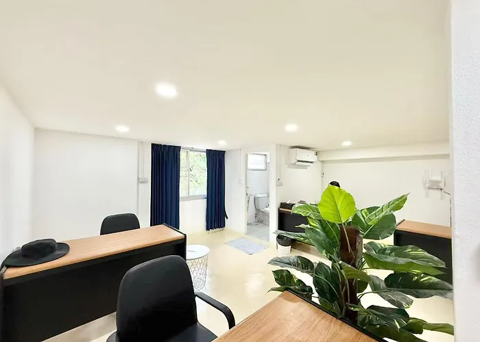 S Sukhumvit 48 Near Phrakanong Bts 202 Hostel